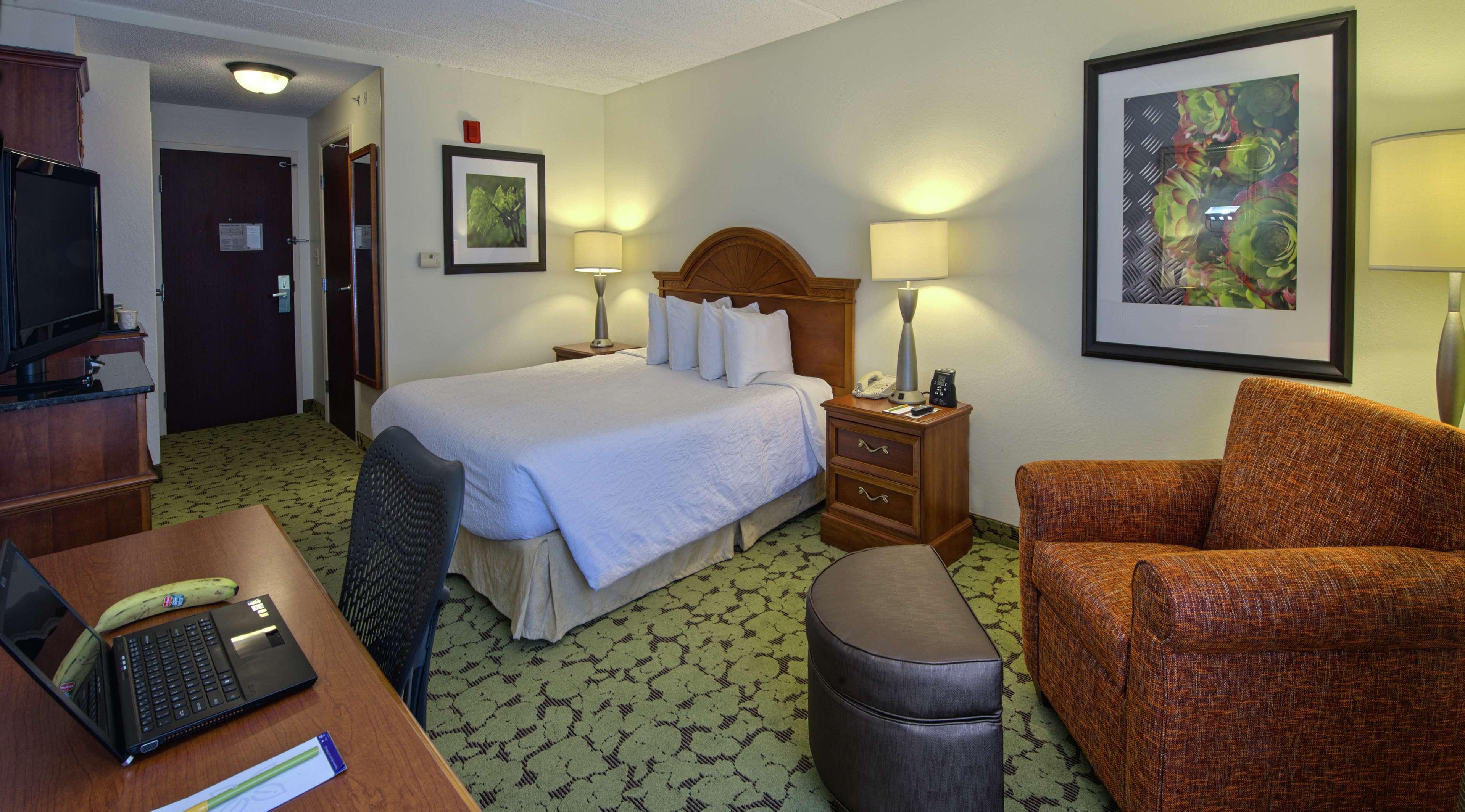 Hilton Garden Inn Auburn/Opelika Экстерьер фото