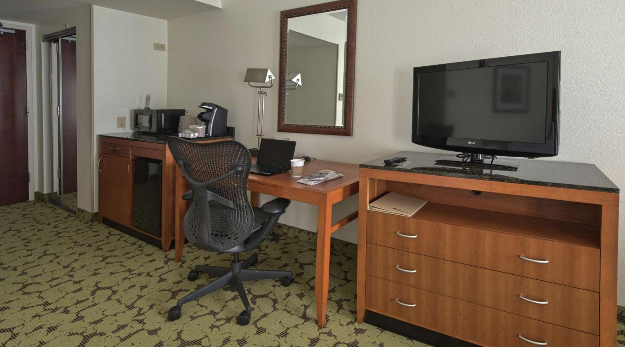 Hilton Garden Inn Auburn/Opelika Экстерьер фото