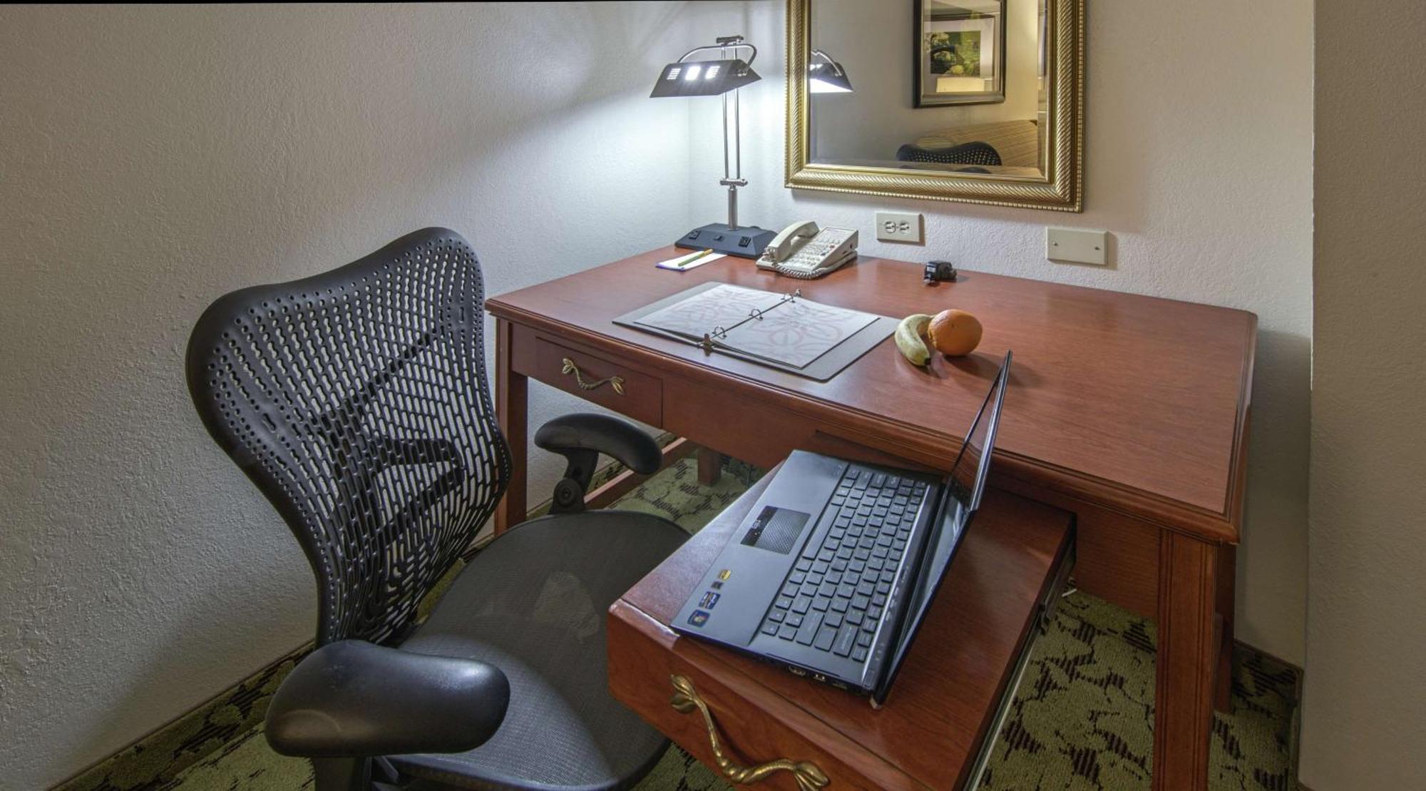 Hilton Garden Inn Auburn/Opelika Экстерьер фото